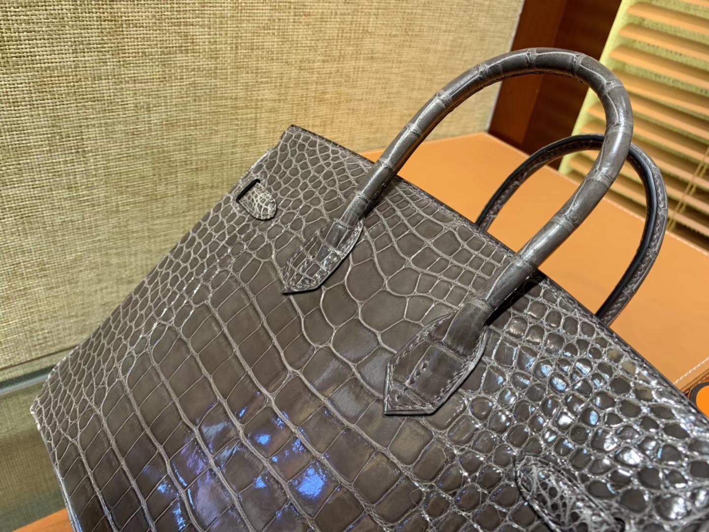 Hermès（爱马仕）Birkin铂金包 锡器灰 一级皮 美洲鳄鱼 进口原料 顶级手缝工艺 25cm