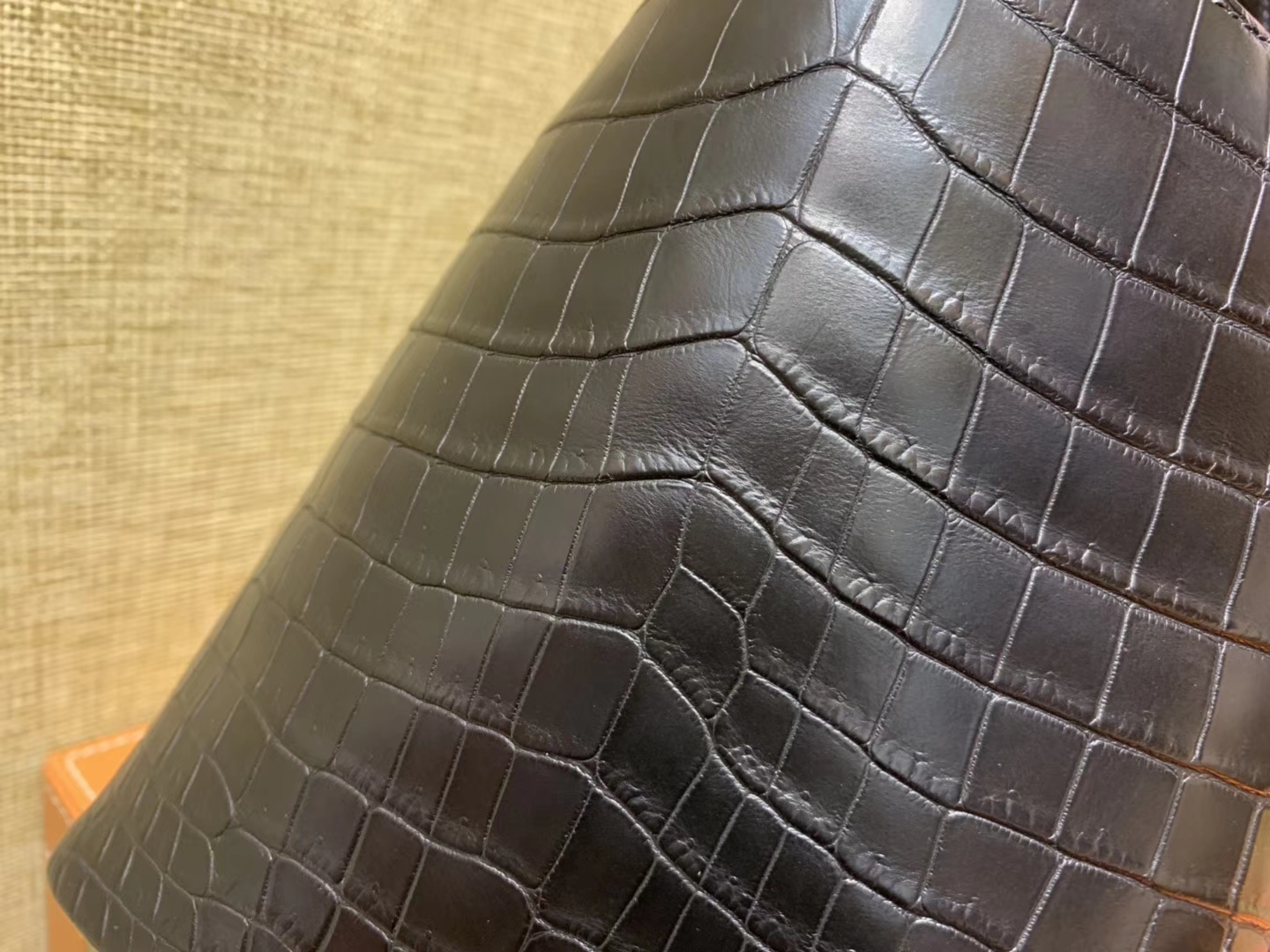 Hermès（爱马仕）Picotin 菜篮子 鳄鱼皮 经典黑 全手工缝制 18cm