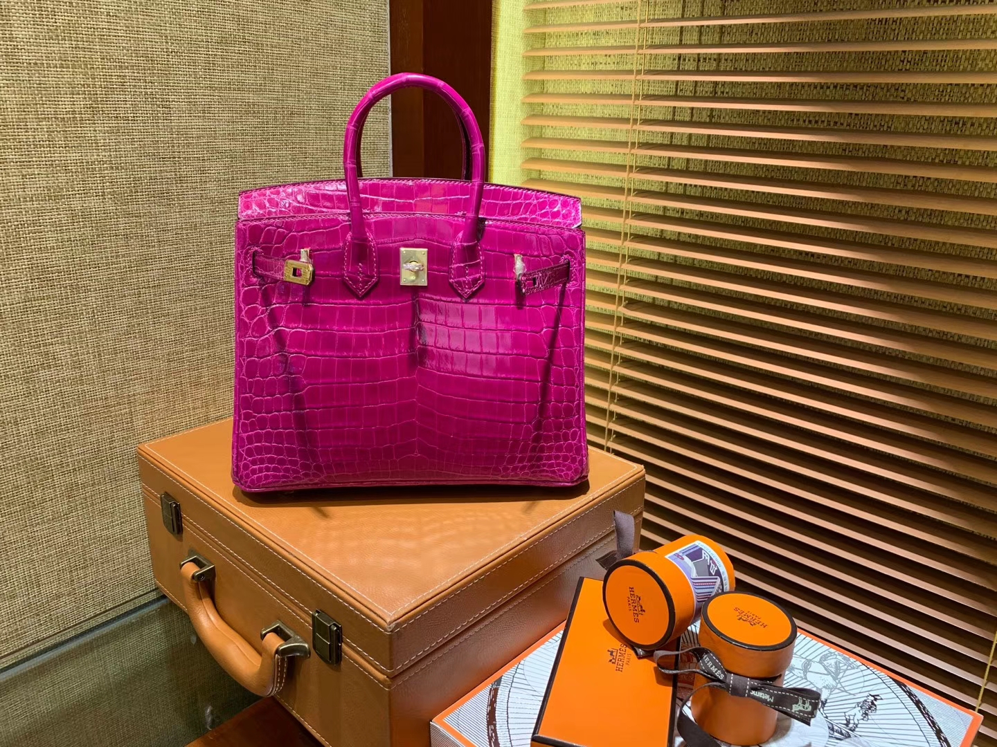 Hermès（爱马仕）Birkin铂金包 天方夜谭紫 一级皮 尼罗鳄鱼 进口原料 顶级手缝工艺 25cm