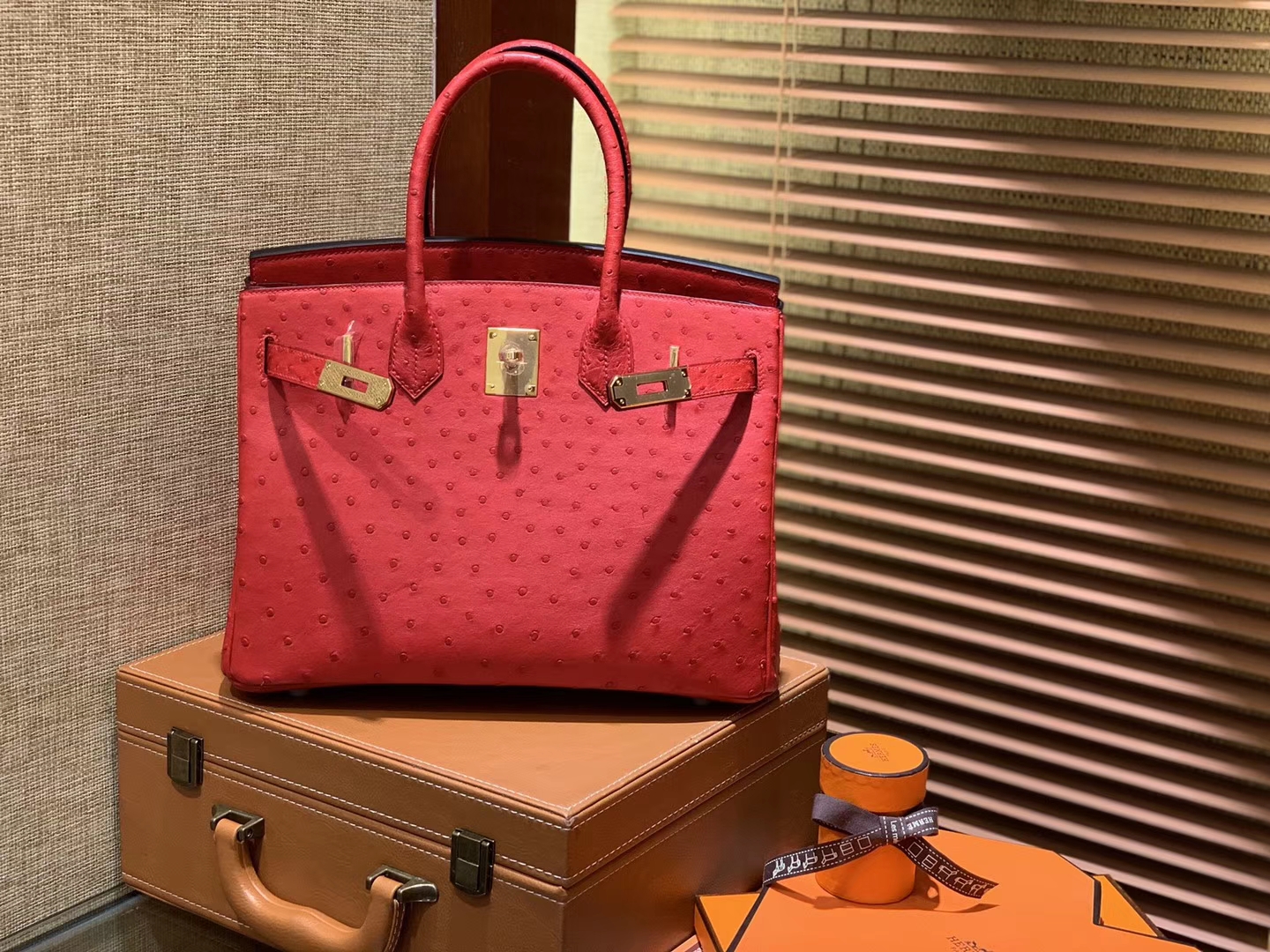 Hermès（爱马仕）Birkin铂金包 大红色 南非进口鸵鸟皮 KK级别 匠心打造 30cm