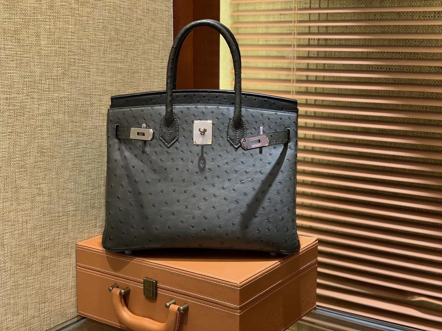 Hermès（爱马仕）Birkin 30cm 松柏绿 南非进口鸵鸟皮 顶级手缝工艺 金扣