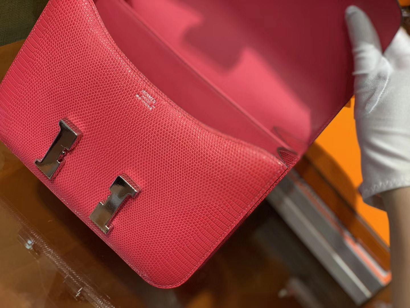 Hermès（爱马仕）Constance 23cm 桃红色 蜥蜴皮 顶级手缝工艺 银扣