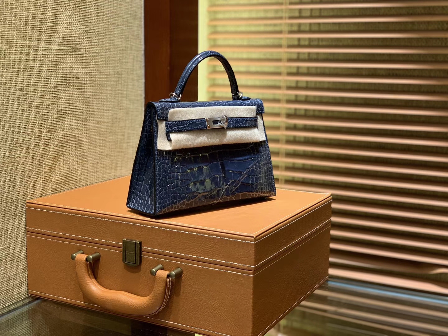 Hermès（爱马仕）迷你2代 19cm 牛仔蓝 一级美洲 鳄鱼皮 顶级手工 银扣