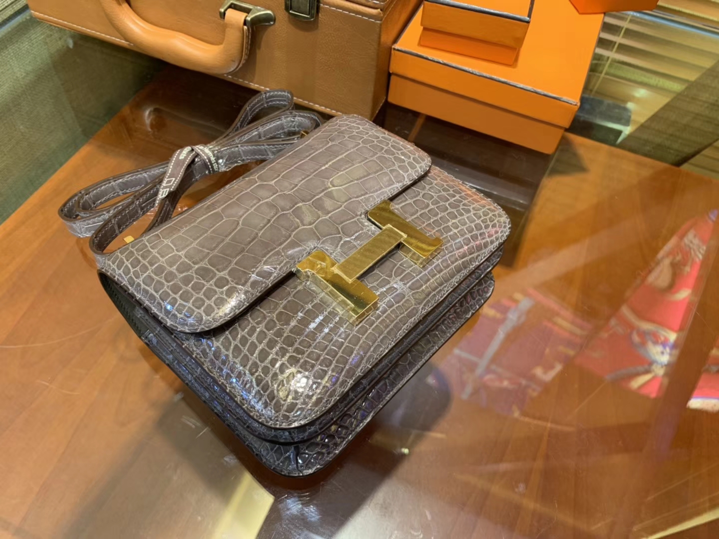 Hermès（爱马仕）Constance空姐包 大象灰 一级 美洲 鳄鱼皮 臻品级别 金扣 18cm