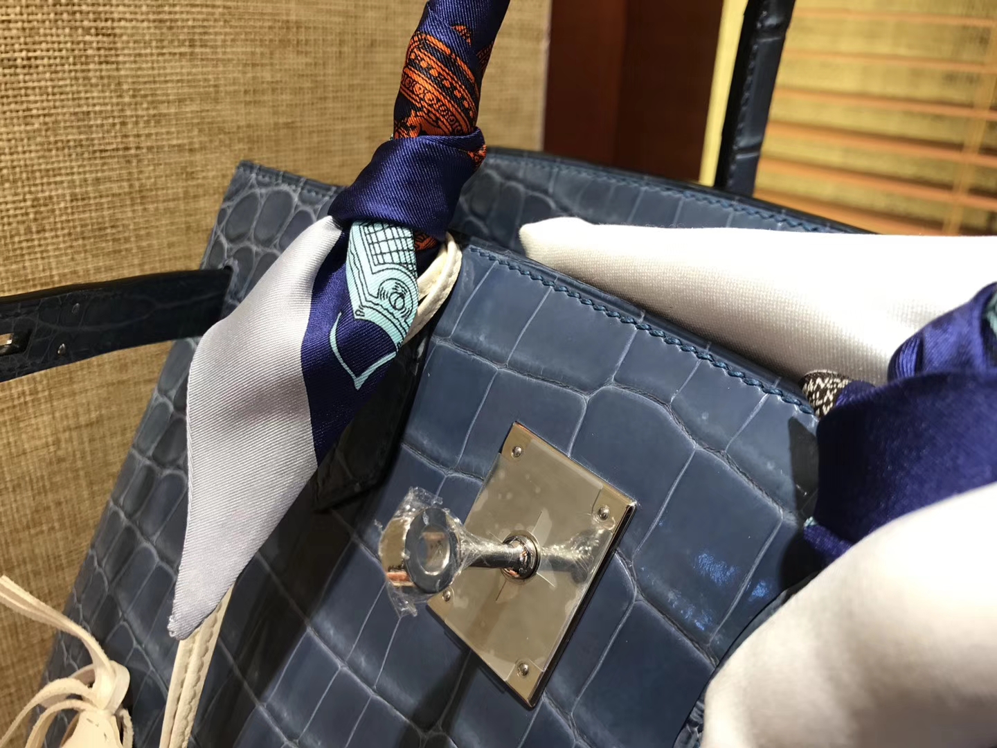 Hermès（爱马仕）Birkin 牛仔蓝 一级尼罗鳄鱼皮 顶级工艺全手工制作 30cm
