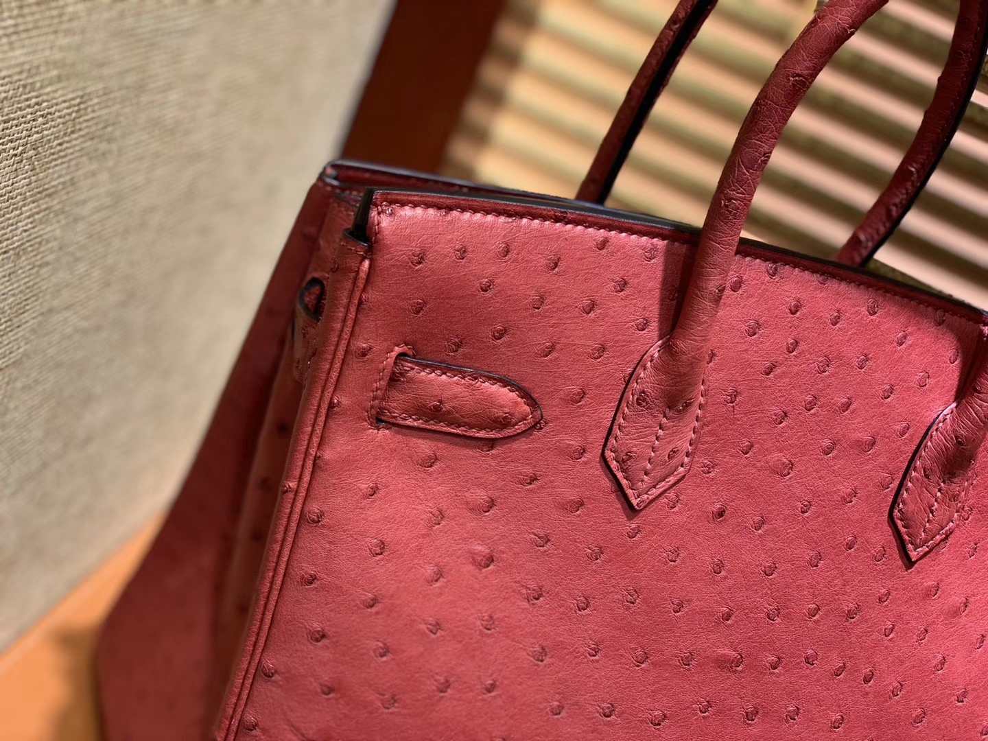 Hermès（爱马仕）Birkin 30cm 石榴红 南非进口鸵鸟皮 顶级手缝工艺 金扣