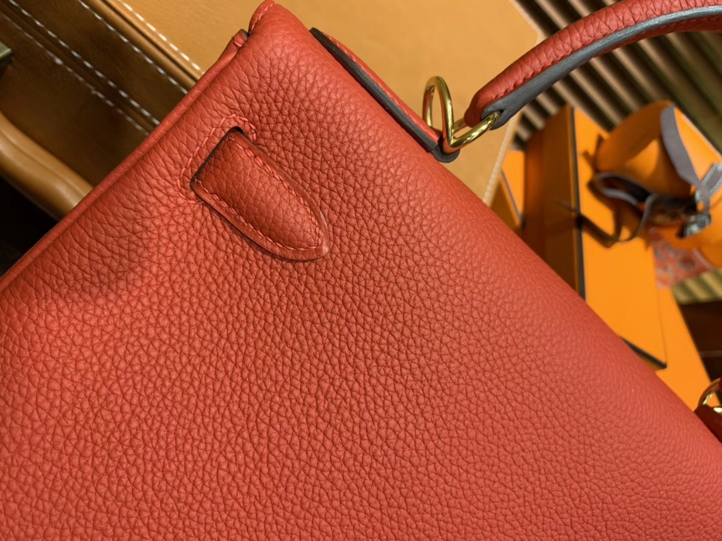 Hermès（爱马仕）Kelly凯莉包 togo小牛皮 中国红 进口原料 原版蜜蜡线 金扣 28cm