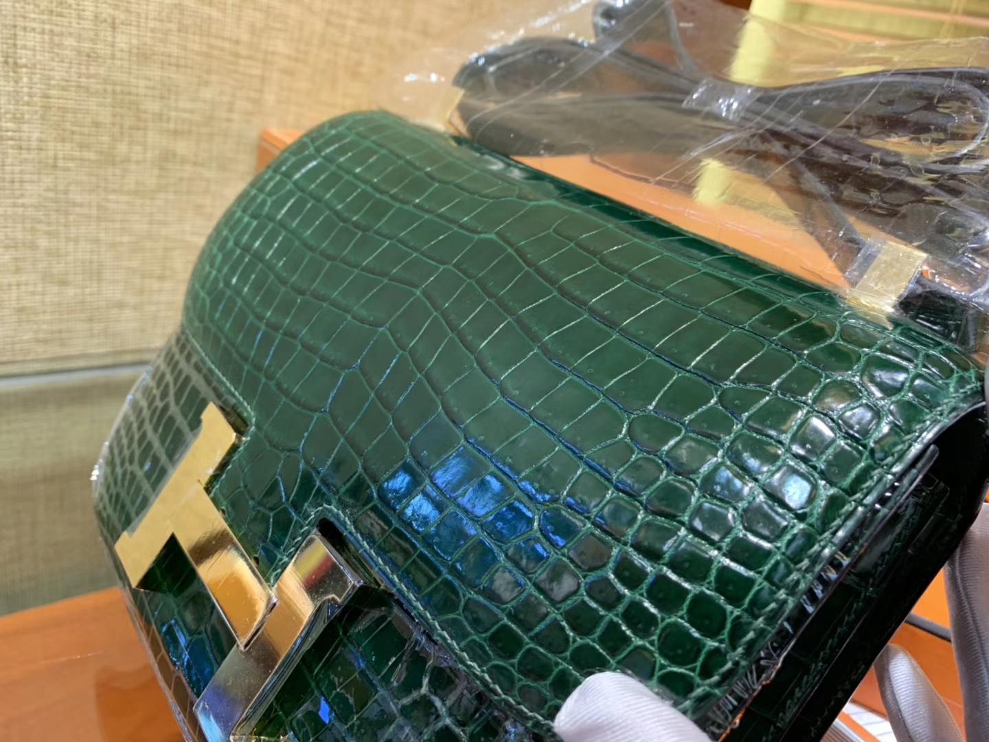 Hermès（爱马仕）Constance空姐包 祖母绿 一级 湾鳄鱼皮 臻品级别 金扣 23cm