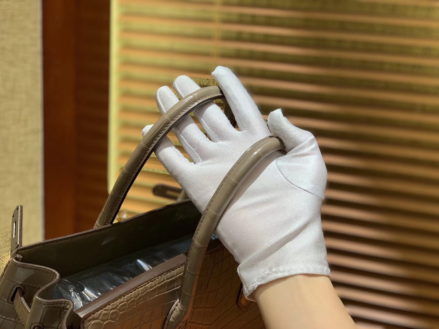 Hermès（爱马仕）Birkin铂金包 斑鸠灰 一级皮 雾面尼罗鳄鱼皮 进口原料 顶级手缝工艺 30cm