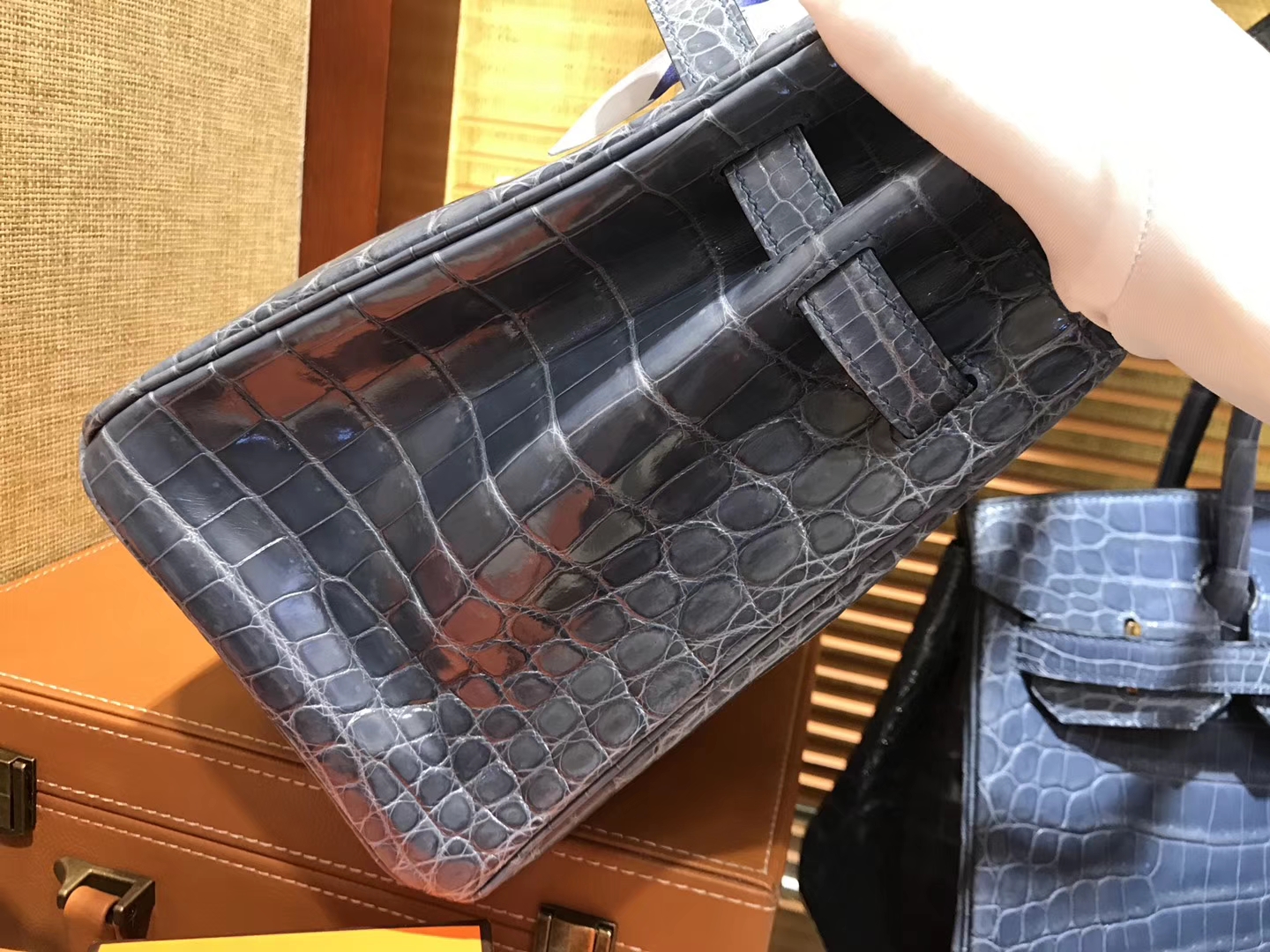 Hermès（爱马仕）Birkin 牛仔蓝 一级尼罗鳄鱼皮 顶级工艺全手工制作 30cm