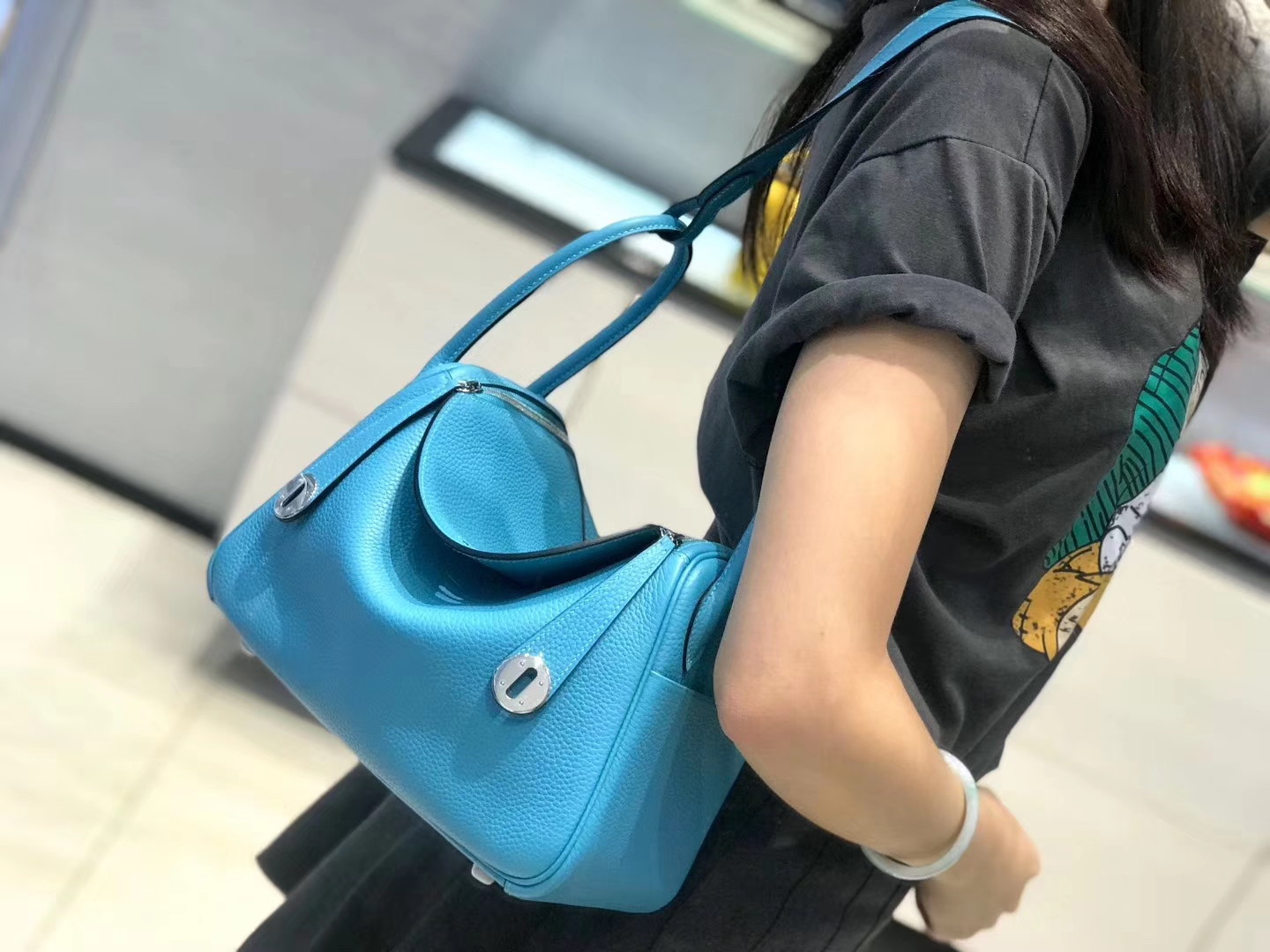Hermès（爱马仕）Lindy琳迪包 北方蓝 德国进口togo牛皮 蜡线全手工缝制 26cm