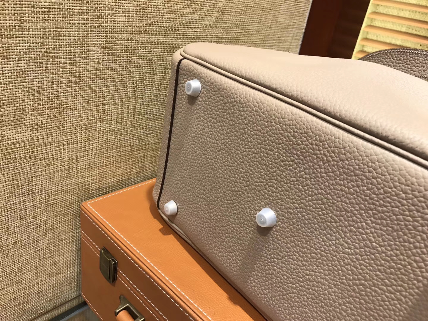 Hermès（爱马仕）Lindy琳迪包 风衣灰 德国进口togo牛皮 全手工缝制 银扣 30cm