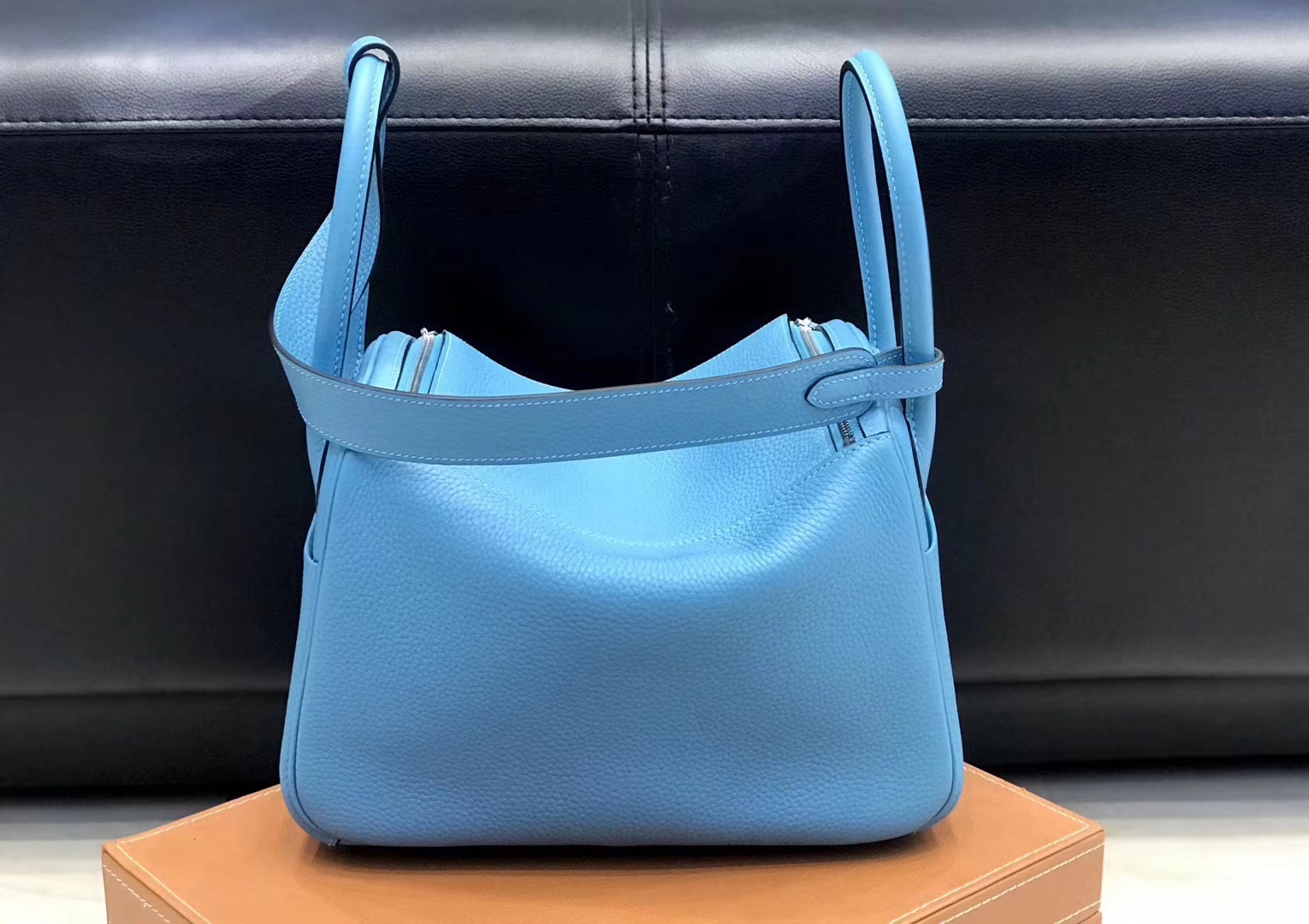 Hermès（爱马仕）Lindy琳迪包 北方蓝 德国进口togo牛皮 蜡线全手工缝制 26cm
