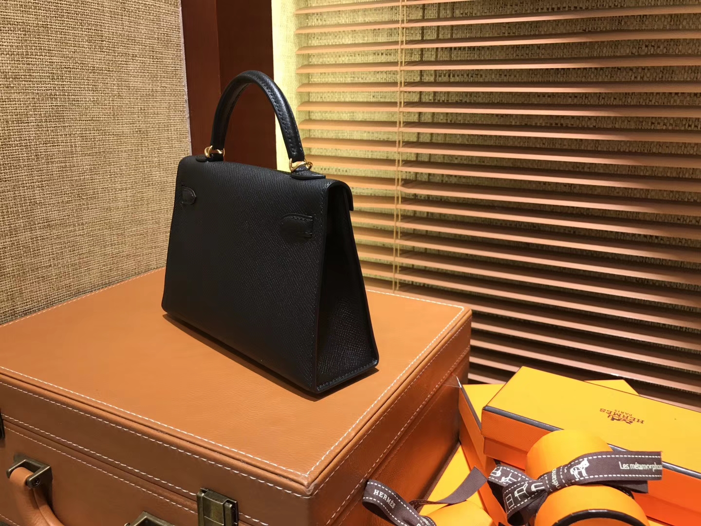 Hermès（爱马仕）Mini Kelly迷你凯莉 黑色 德国掌纹牛皮 全手工缝制 臻品级别 金扣 19cm