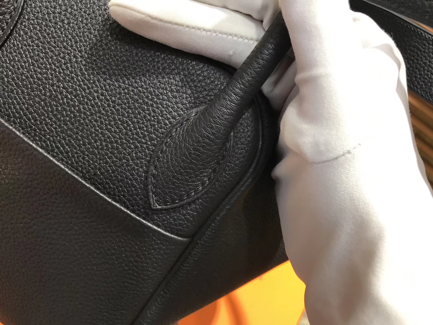 Hermès（爱马仕）Lindy琳迪包 经典黑 德国进口togo牛皮 全手工缝制 金扣 30cm
