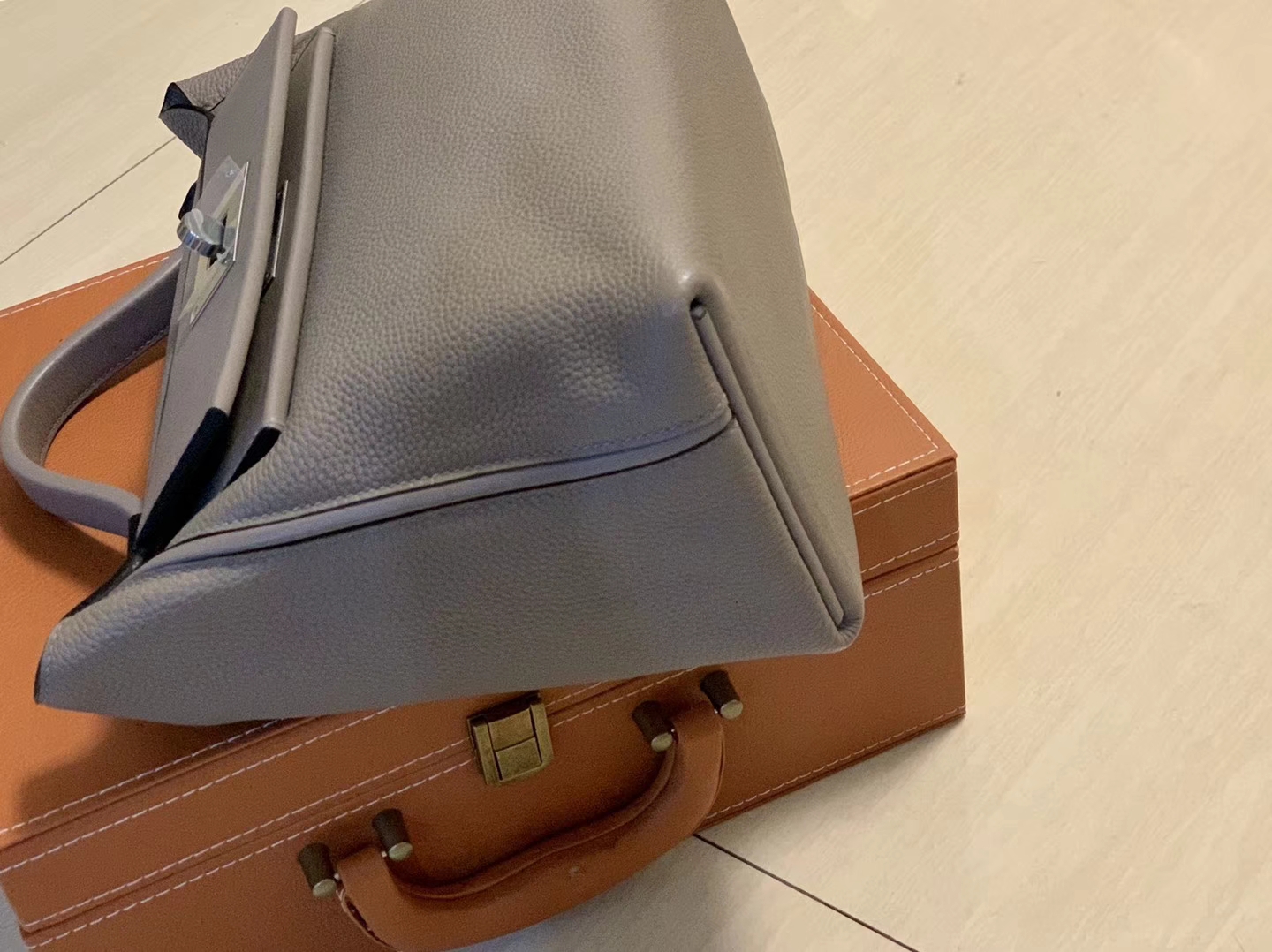 Hermès（爱马仕）Kelly-2424 斑鸠灰 原厂御用顶级小牛皮拼Swift皮 togo 银扣 29cm