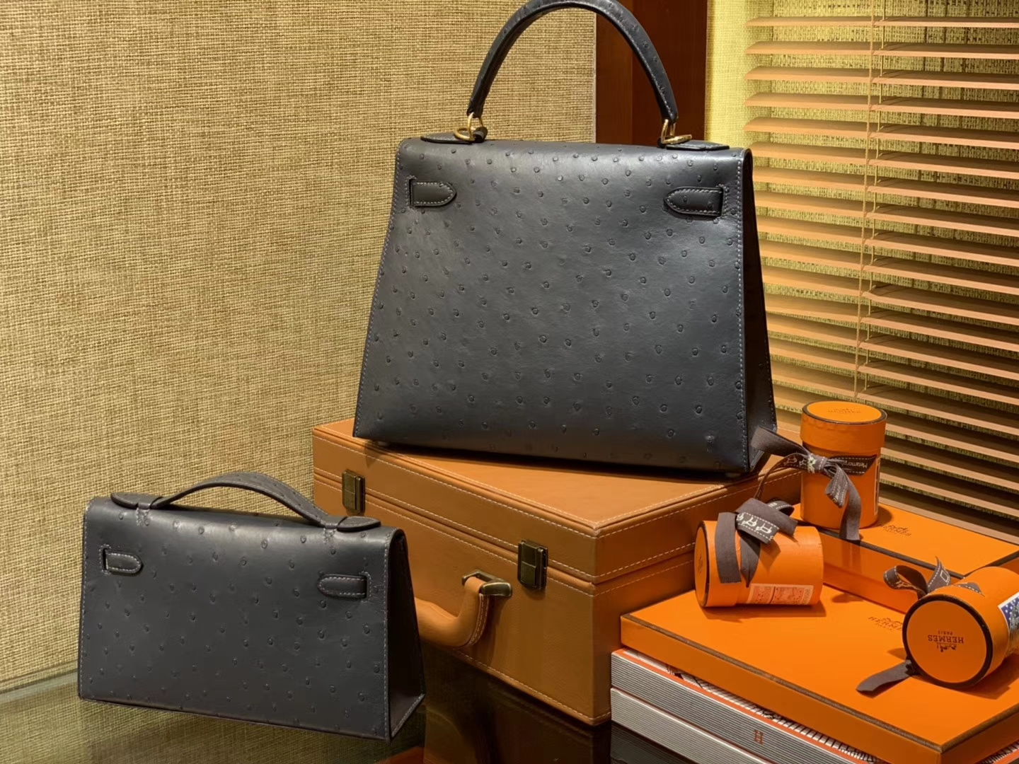 Hermès（爱马仕）Kelly凯莉包 锡器灰 南非进口KK级鸵鸟 顶级手缝版本 24K金扣 28cm