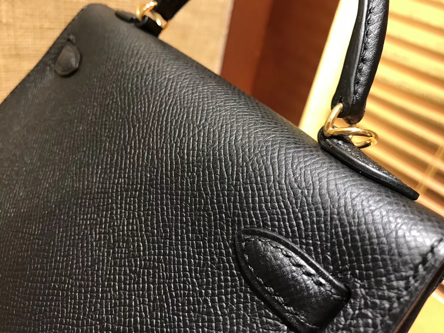 Hermès（爱马仕）Mini Kelly迷你凯莉 黑色 德国掌纹牛皮 全手工缝制 臻品级别 金扣 19cm