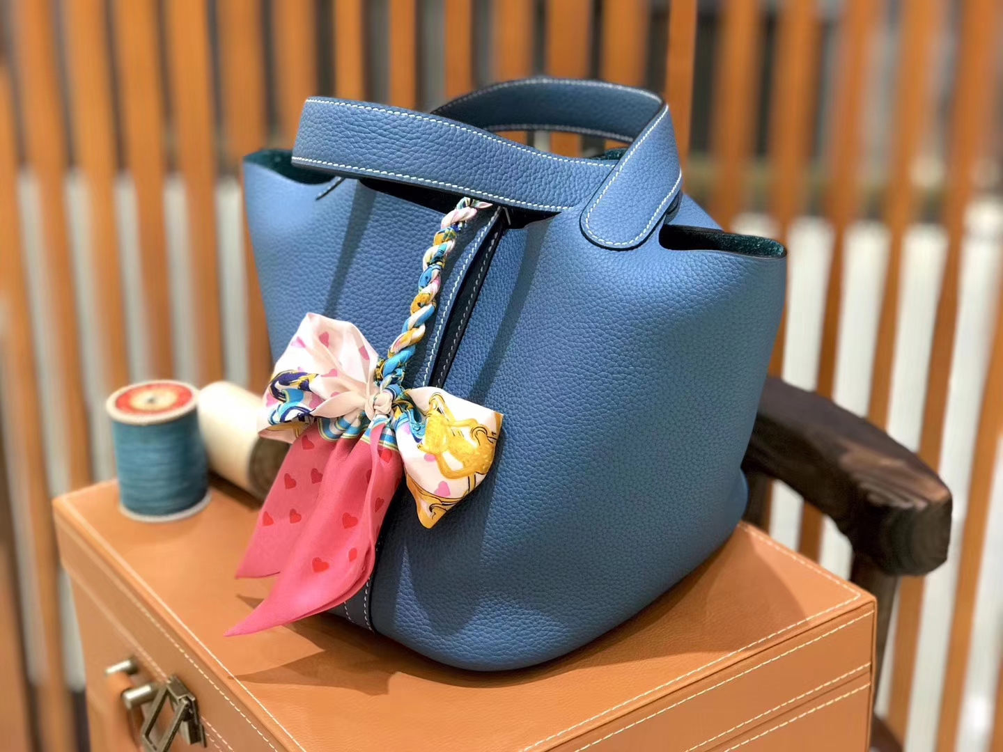 Hermès（爱马仕）新增现货 Picotin 菜篮子 牛仔蓝 全手工蜡线缝制 银扣 18cm