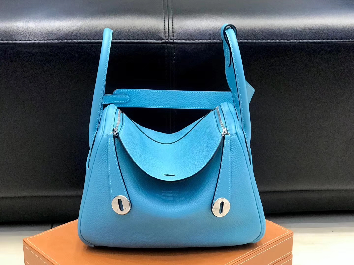 Hermès（爱马仕）Lindy琳迪包 北方蓝 德国进口togo牛皮 蜡线全手工缝制 26cm