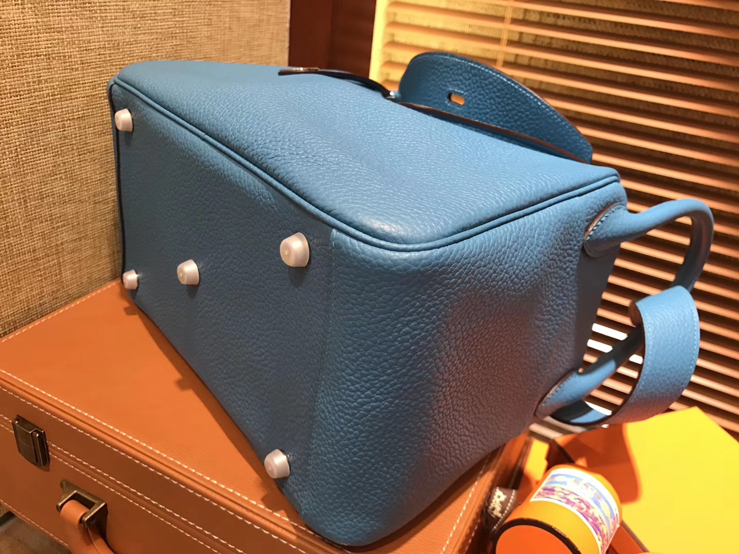 Hermès（爱马仕）Lindy琳迪包 湖水蓝 德国进口togo牛皮 全手工缝制 银扣 30cm