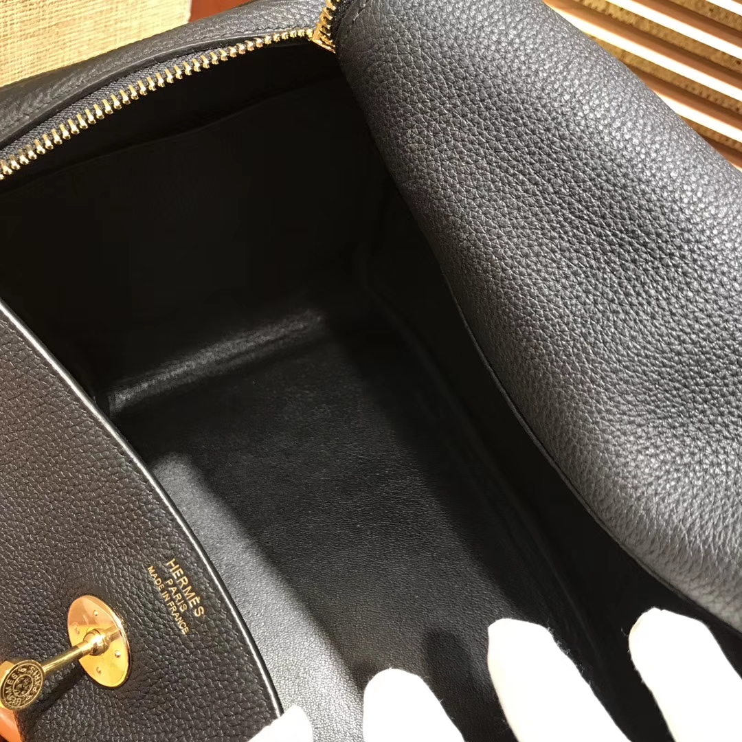 Hermès（爱马仕）Lindy琳迪包 经典黑 德国进口togo牛皮 全手工缝制 金扣 30cm