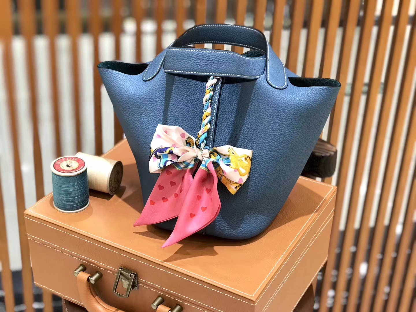 Hermès（爱马仕）新增现货 Picotin 菜篮子 牛仔蓝 全手工蜡线缝制 银扣 18cm