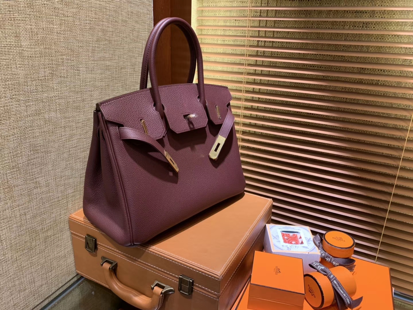Hermès（爱马仕）Birkin铂金包 爱马仕红 德国togo小牛皮 原版蜜蜡线 顶级手缝 金扣 30cm