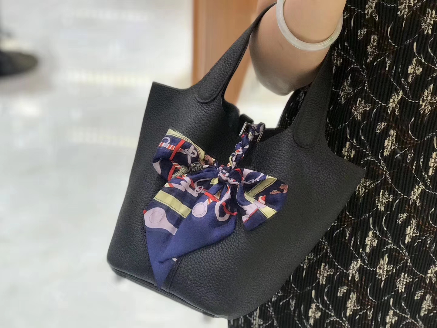 Hermès（爱马仕）新增现货 Picotin 菜篮子 经典黑 全手工蜡线缝制 银扣 18cm
