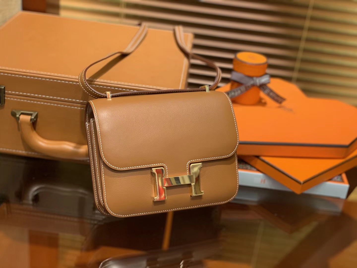 Hermès（爱马仕）Constance 18cm 金棕色 Swift 牛皮 德国进口原料 鳄鱼工序 臻品级别