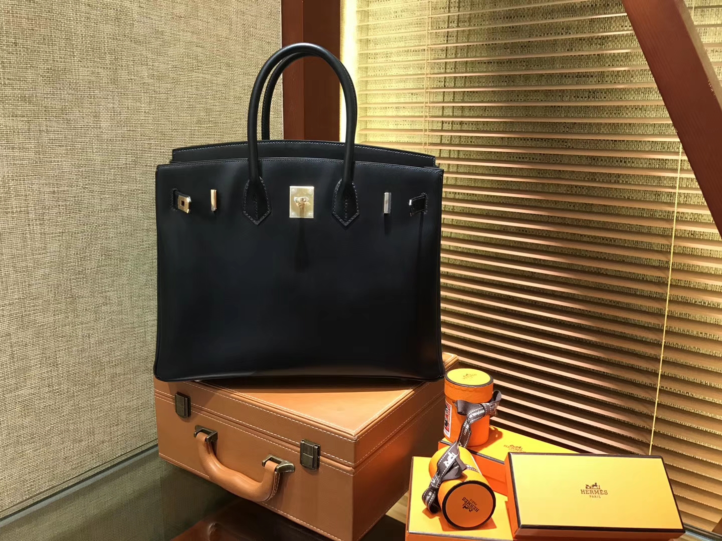 Hermès（爱马仕）Birkin铂金包 经典黑金 德国BOX牛皮 原版蜜蜡线 顶级手缝 金扣 35cm