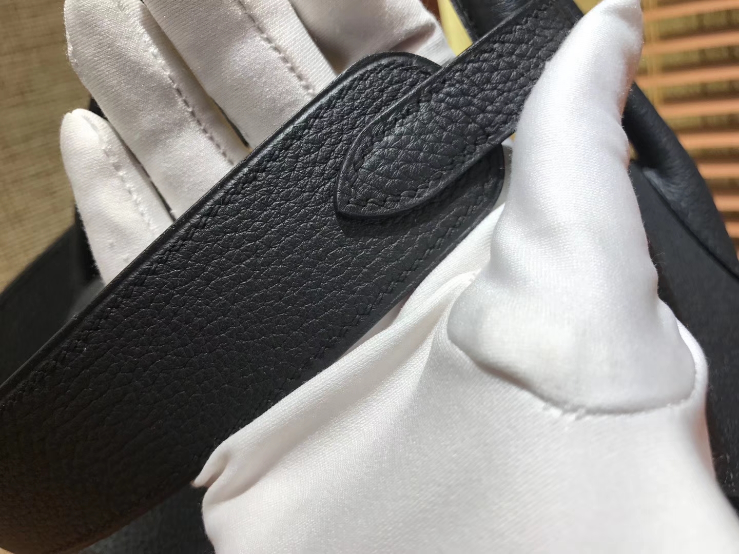 Hermès（爱马仕）Lindy琳迪包 经典黑 德国进口togo牛皮 全手工缝制 金扣 30cm