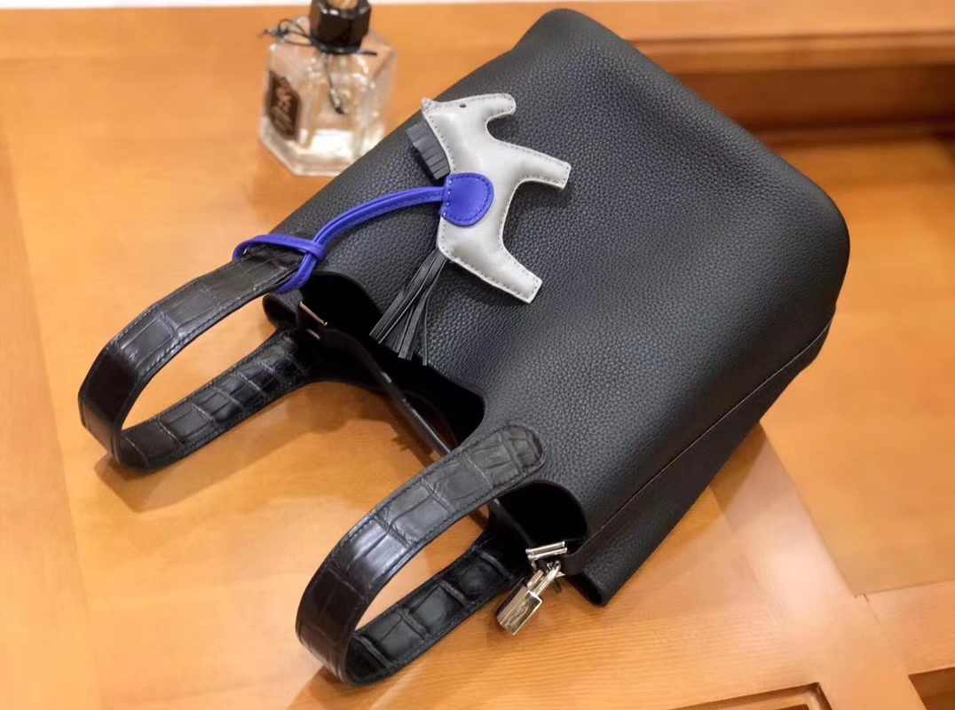 Hermès（爱马仕）Picotin 菜篮包 黑色 哑光鳄鱼皮拼TC皮 银扣 18cm