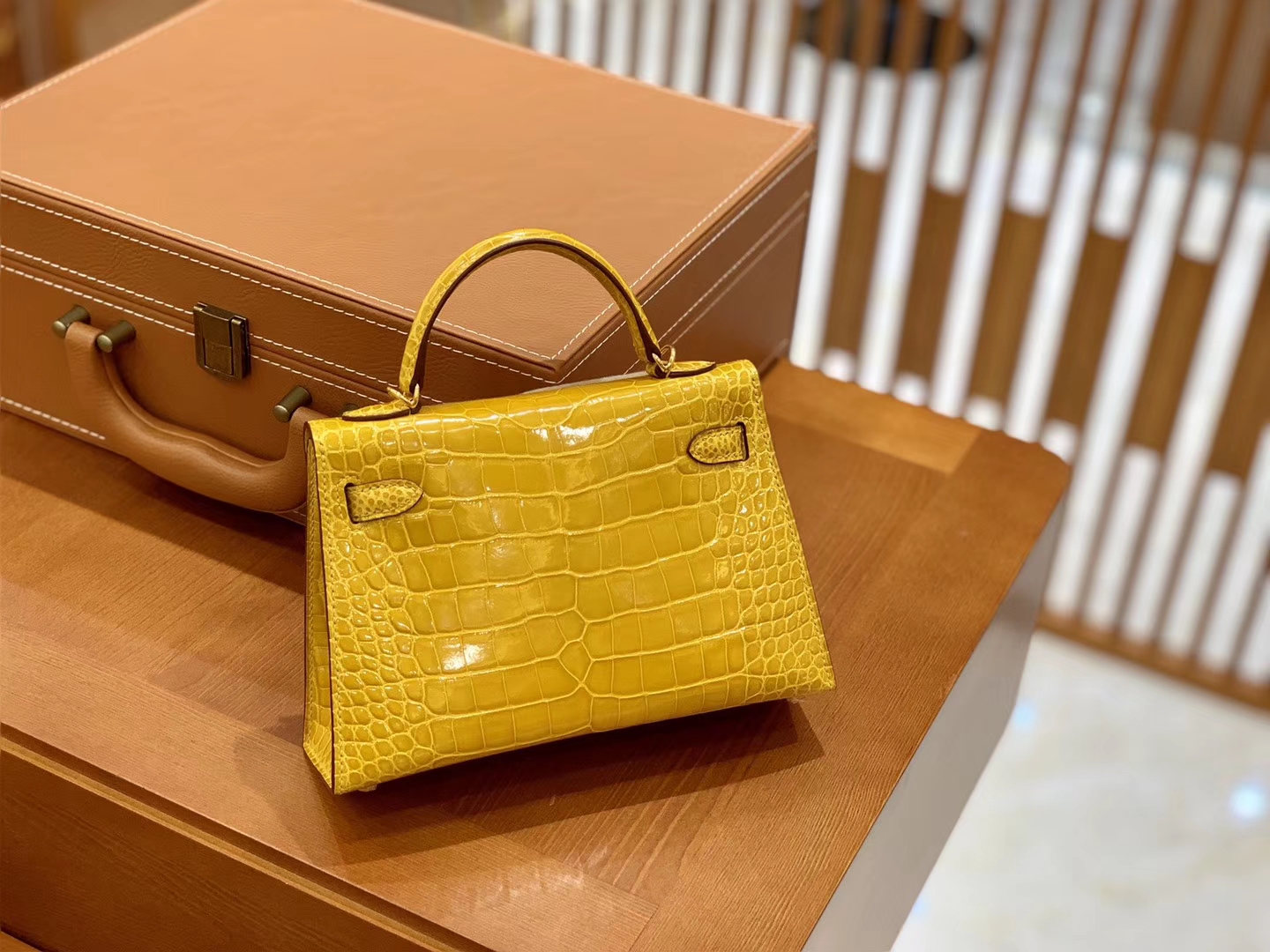 Hermès（爱马仕）Mini Kelly 迷你凯莉 琥珀黄 一级美洲鳄鱼皮 臻品级别 金扣 19cm