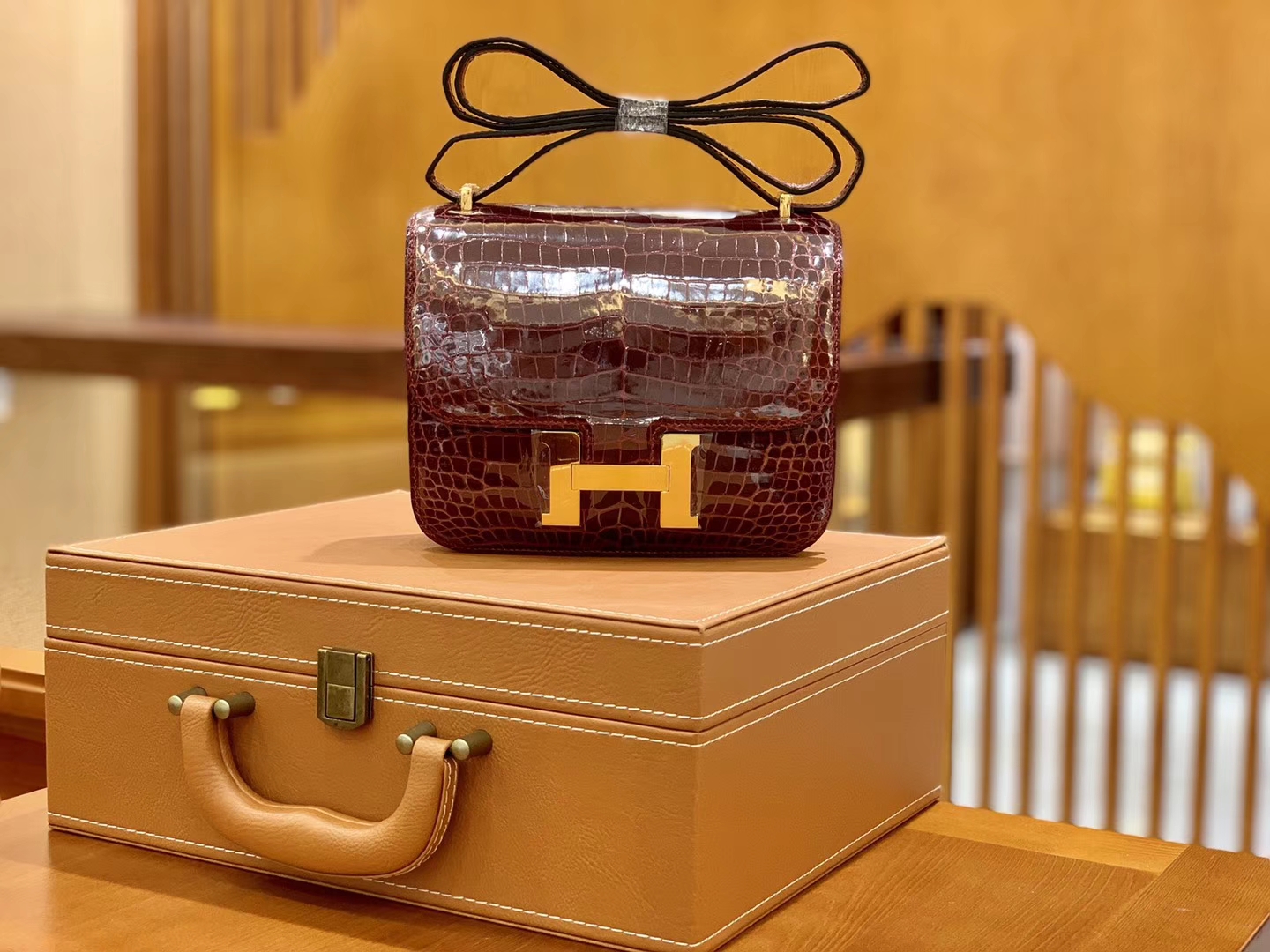 Hermès（爱马仕）Constance 空姐包 波尔多酒红 一级皮 尼罗鳄 顶端级别 臻品级别 金扣 18cm