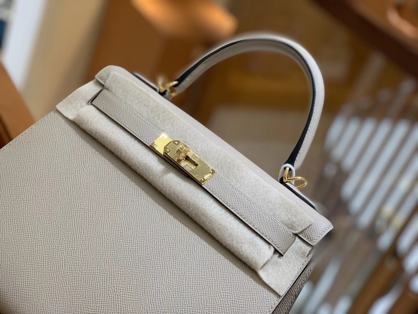 Hermès（爱马仕）Kelly 风衣灰 德国进口掌纹牛皮 全手工蜡线缝制 金扣 28cm