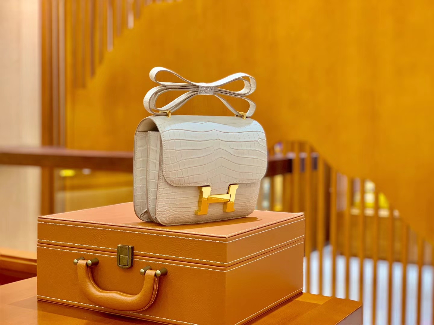 Hermès（爱马仕）Constance 空姐包 羊毛白 一级 尼罗鳄 顶端级别 臻品级别 金扣 18cm