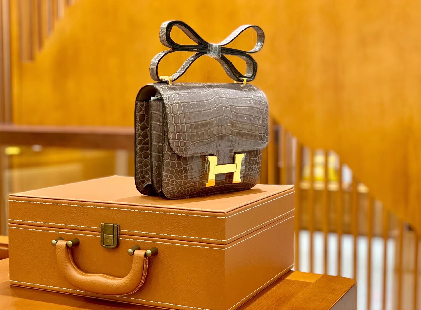 Hermès（爱马仕）Constance 空姐包 斑鸠灰 一级皮 尼罗鳄 顶端级别 臻品级别 金扣 18cm
