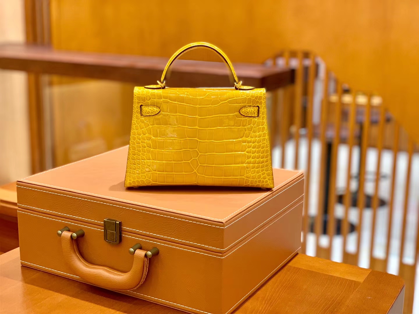 Hermès（爱马仕）Mini Kelly 迷你凯莉 琥珀黄 一级美洲鳄鱼皮 臻品级别 金扣 19cm