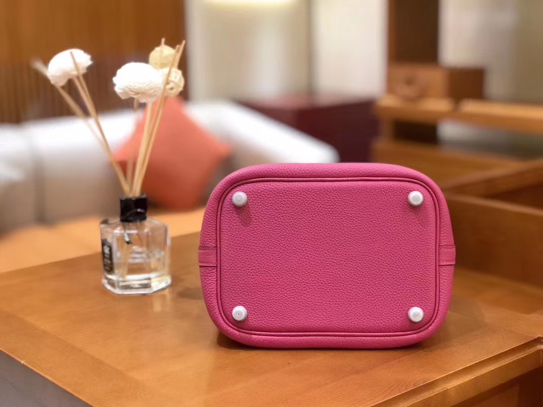 Hermès（爱马仕）Picotin 菜篮包 哑光鳄鱼皮拼TC玉兰粉 银扣 18cm