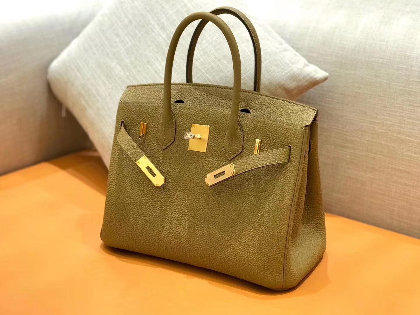 Hermès（爱马仕）新增现货 birkin 铂金包 德国进口小牛皮 新颜色 30cm