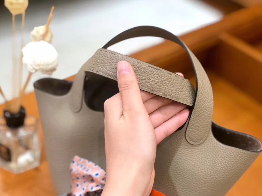 Hermès（爱马仕）Picotin 菜篮包 斑鸠灰 TC大牛皮 银扣 18cm