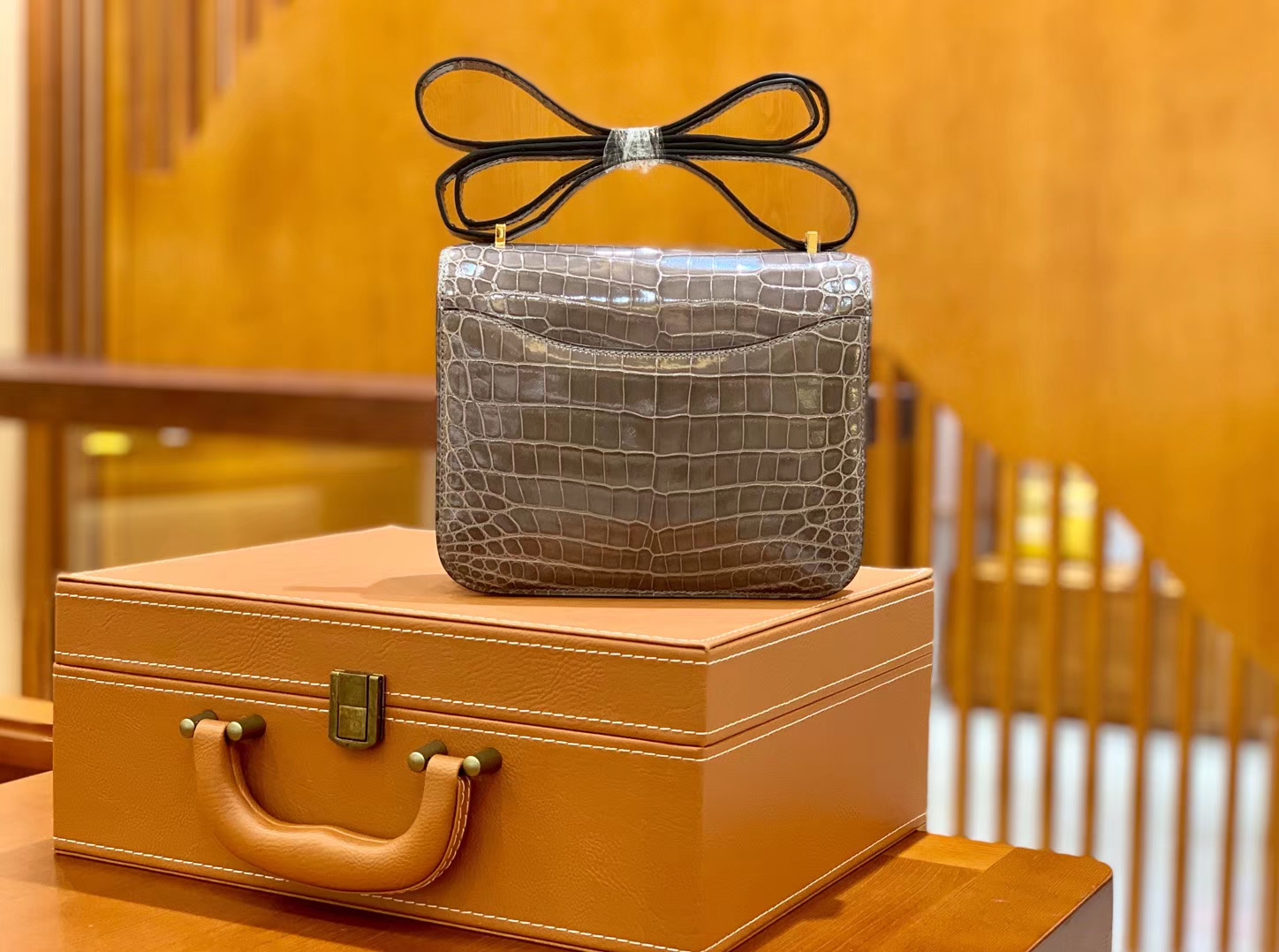 Hermès（爱马仕）Constance 空姐包 斑鸠灰 一级皮 尼罗鳄 顶端级别 臻品级别 金扣 18cm