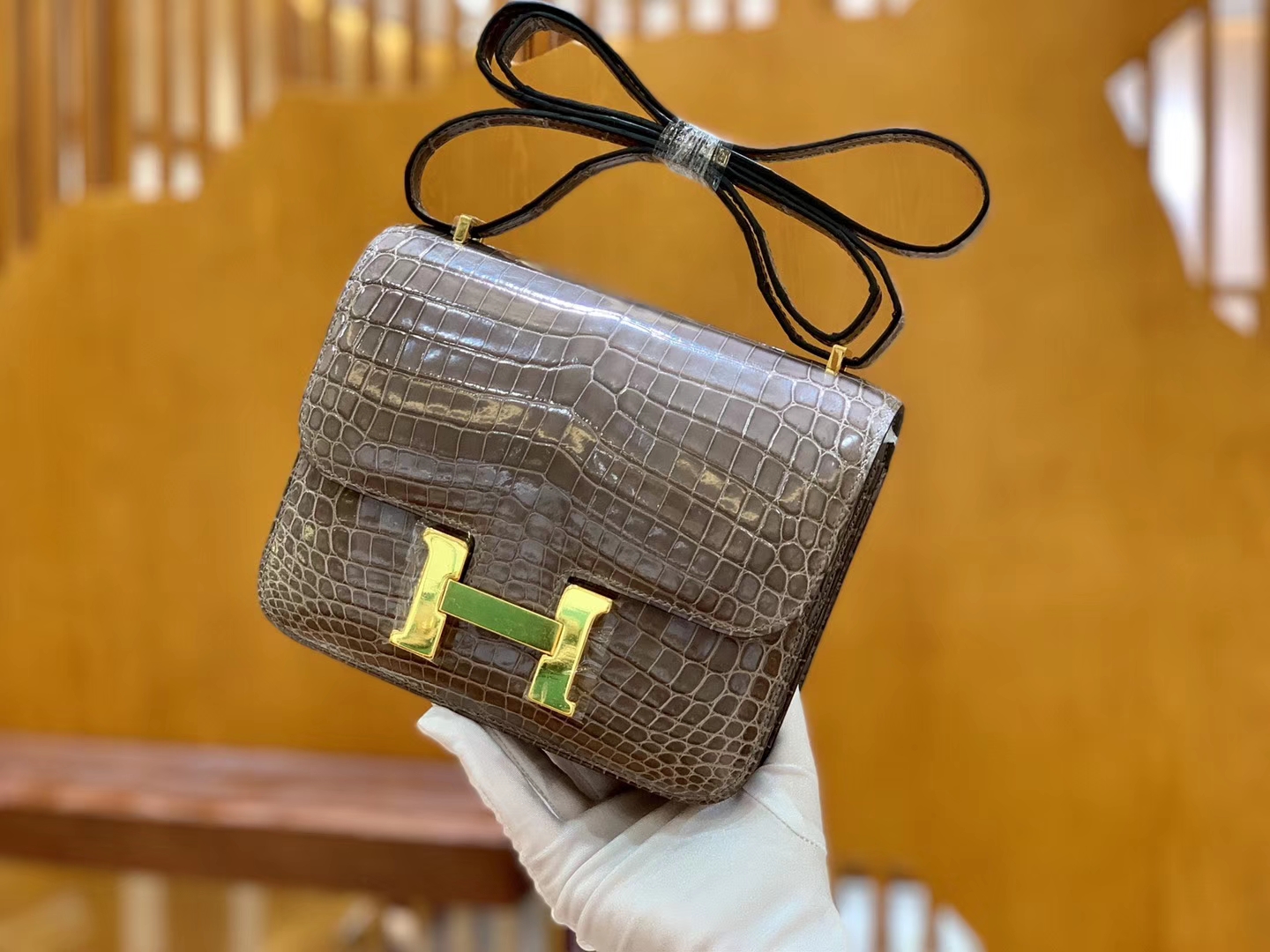 Hermès（爱马仕）Constance 空姐包 斑鸠灰 一级皮 尼罗鳄 顶端级别 臻品级别 金扣 18cm