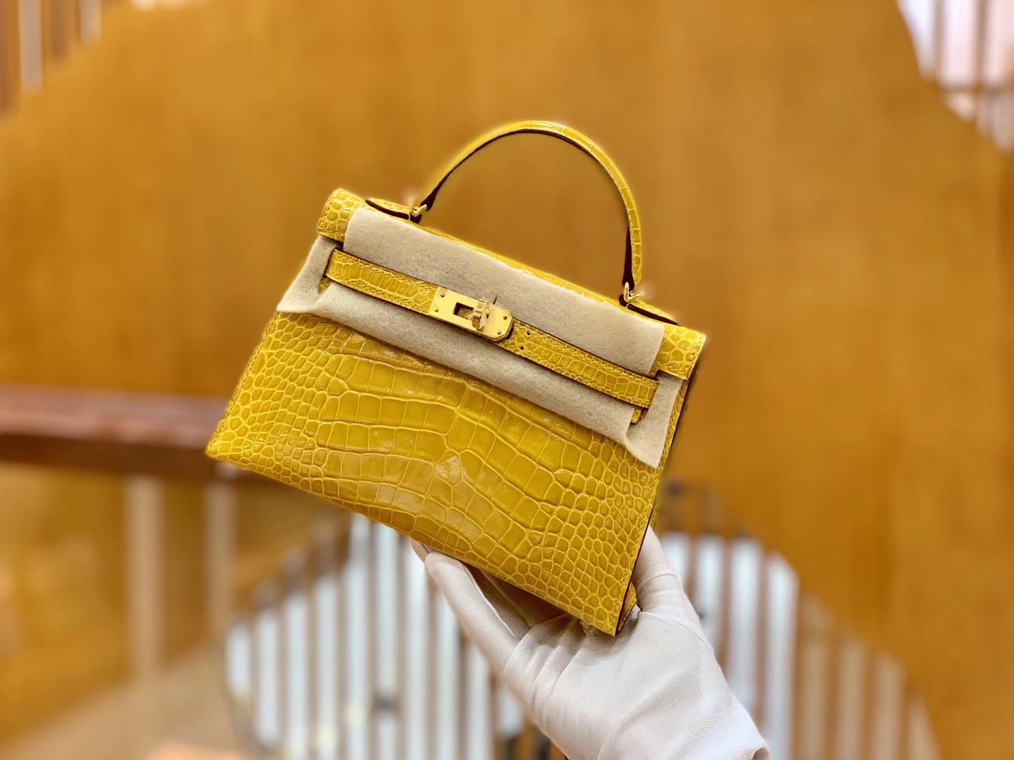 Hermès（爱马仕）Mini Kelly 迷你凯莉 琥珀黄 一级美洲鳄鱼皮 臻品级别 金扣 19cm