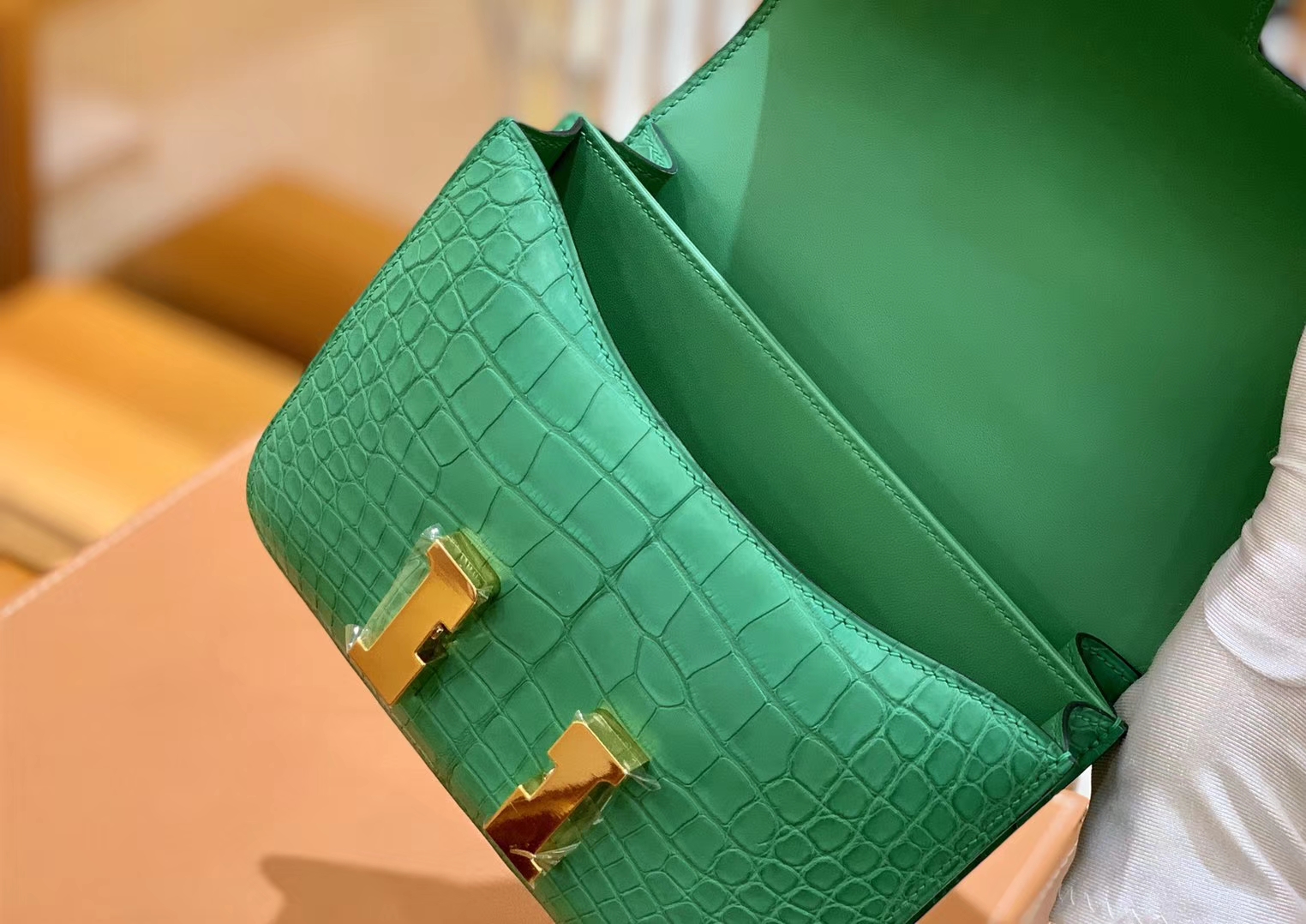 Hermès（爱马仕）Constance 空姐包 湖水绿 一级 美洲鳄 顶端级别 臻品级别 18cm