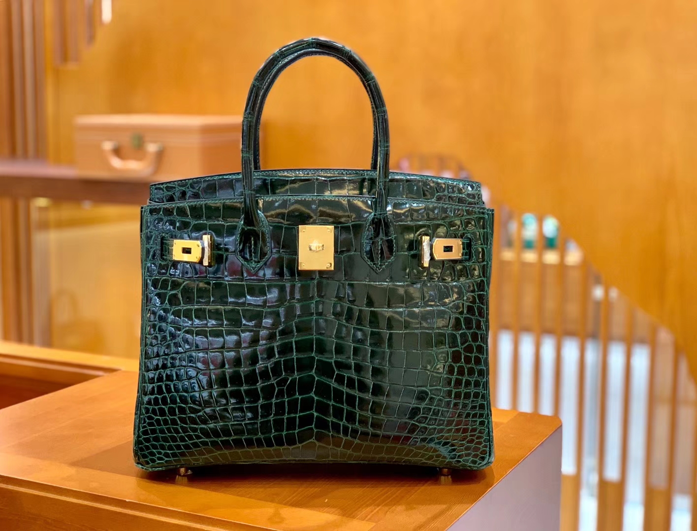 Hermès（爱马仕）Birkin 30cm 祖母绿 金扣 一级皮湾鳄鱼皮 臻品级别