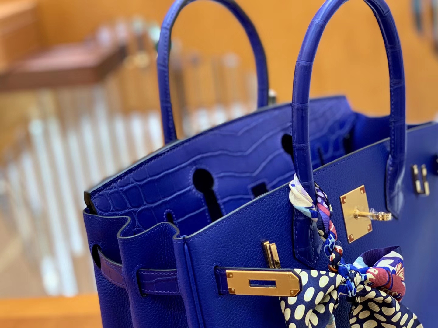 Hermès（爱马仕）Birkin Touch 铂金包 琉璃蓝 鳄鱼皮拼德国togo牛皮 全手工缝制 金扣 30cm