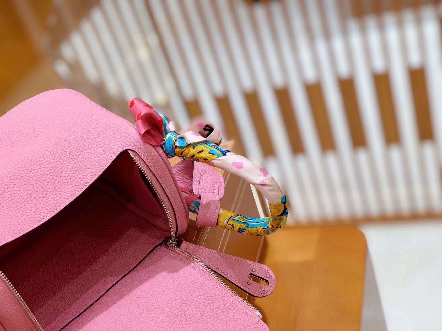 Hermès（爱马仕）Mini Lindy 18cm 樱花粉银 德国进口togo牛皮 全手工