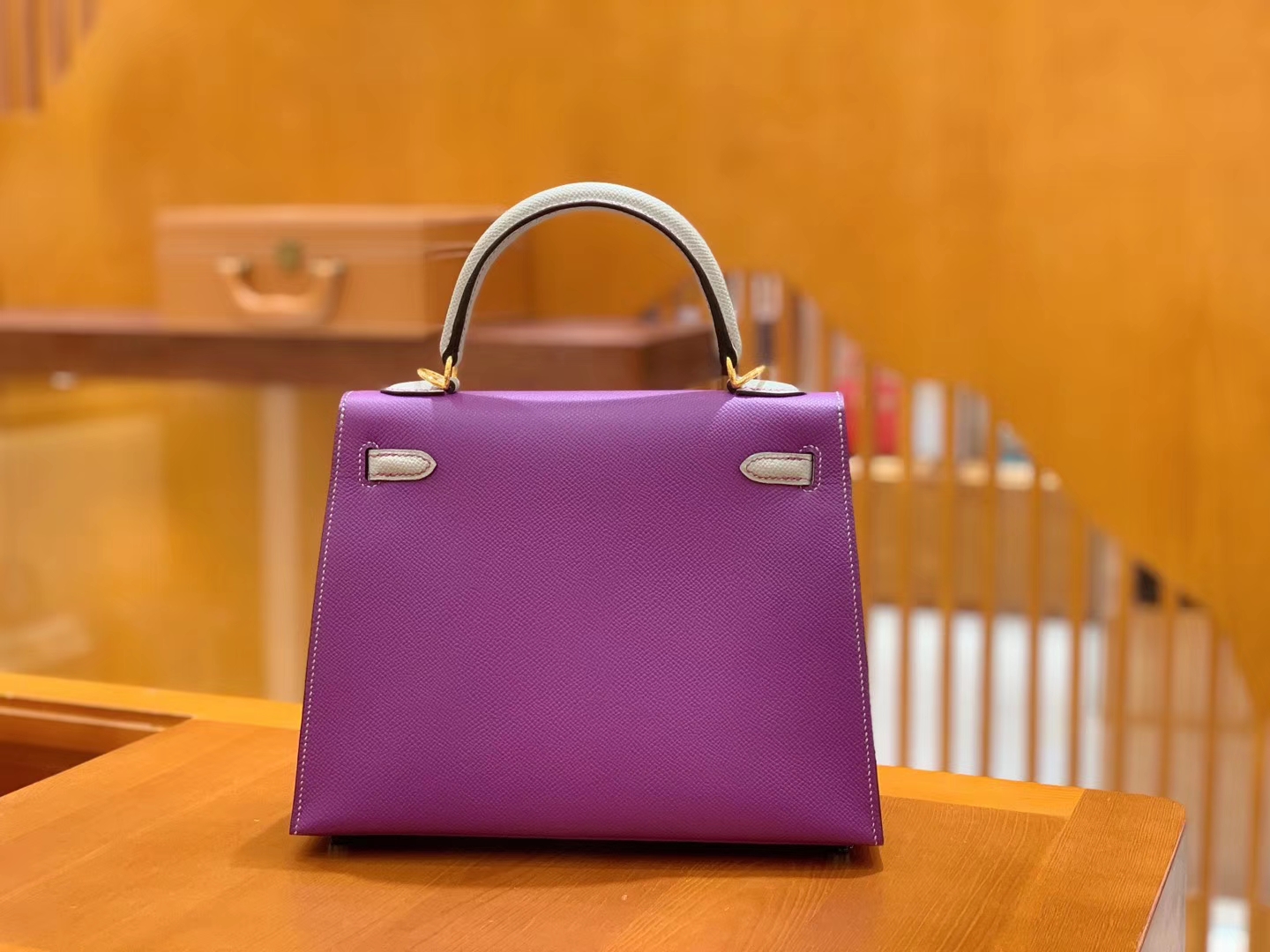 Hermès（爱马仕）Kelly 凯莉包 海葵紫拼海鸥灰 掌纹德国进口牛皮 全手工 金扣 25cm 现货